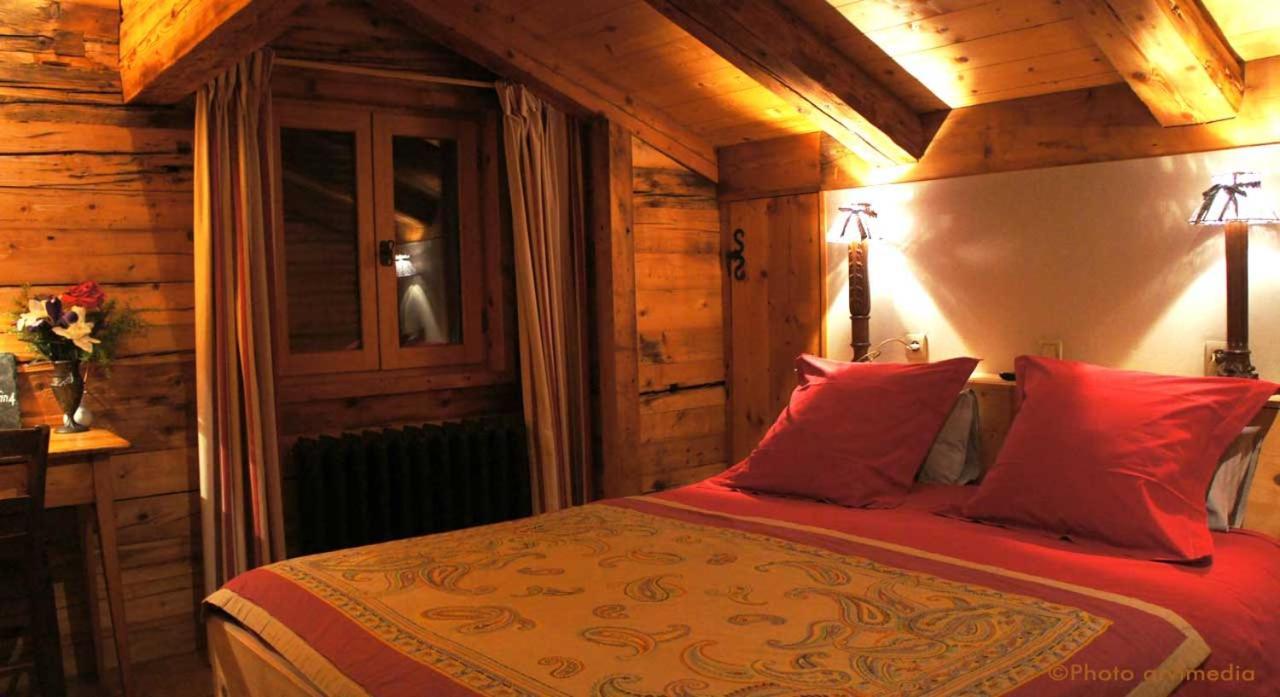 Chalet Le 1791 ลาคลูซาซ์ ภายนอก รูปภาพ